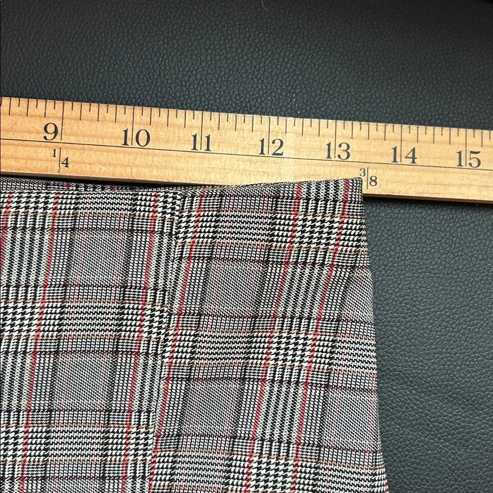 21 Saints Plaid‎ Skirt Mini Grey Red Check Tartan Size Medium NWT - Picture 5 of 6
